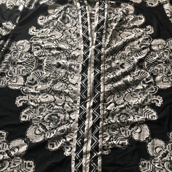 BCBG Maxazria Dress Medium - Picture 5 of 8